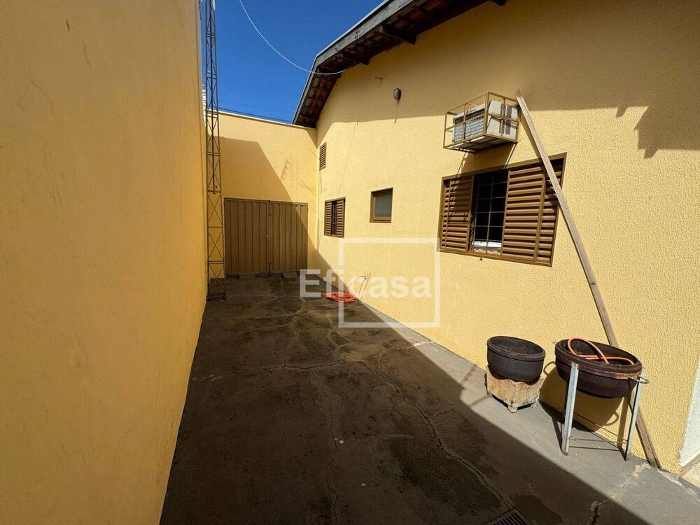Casa à venda com 2 quartos, 168m² - Foto 6