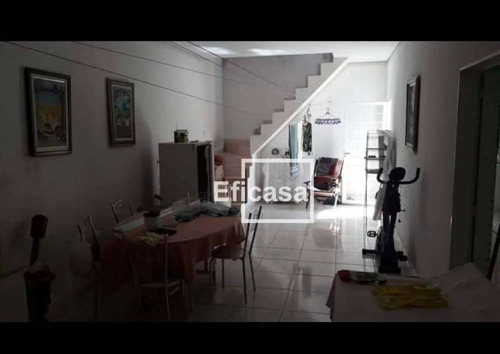 Casa, 3 quartos, 170 m² - Foto 1