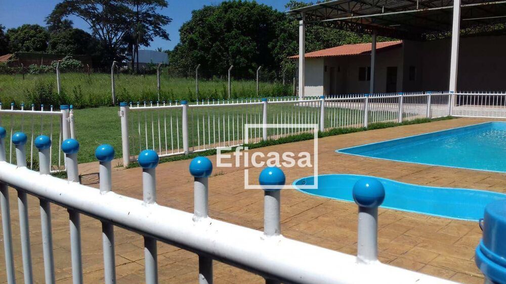 Chácara, 3 quartos, 1400 m² - Foto 1