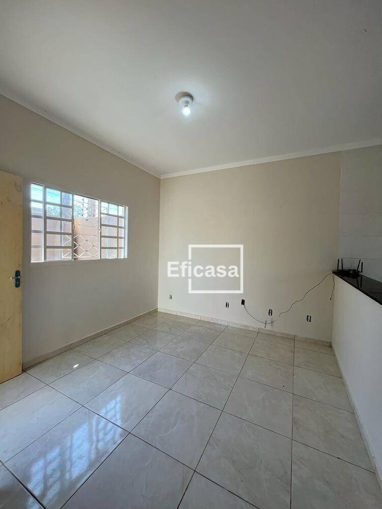 Casa, 2 quartos, 60 m² - Foto 1
