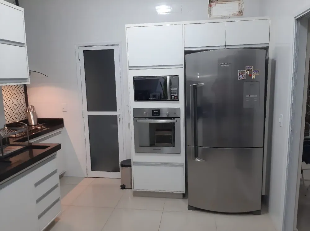 Casa, 3 quartos, 250 m² - Foto 2