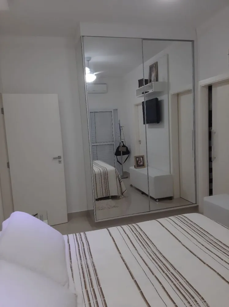 Casa, 3 quartos, 250 m² - Foto 1
