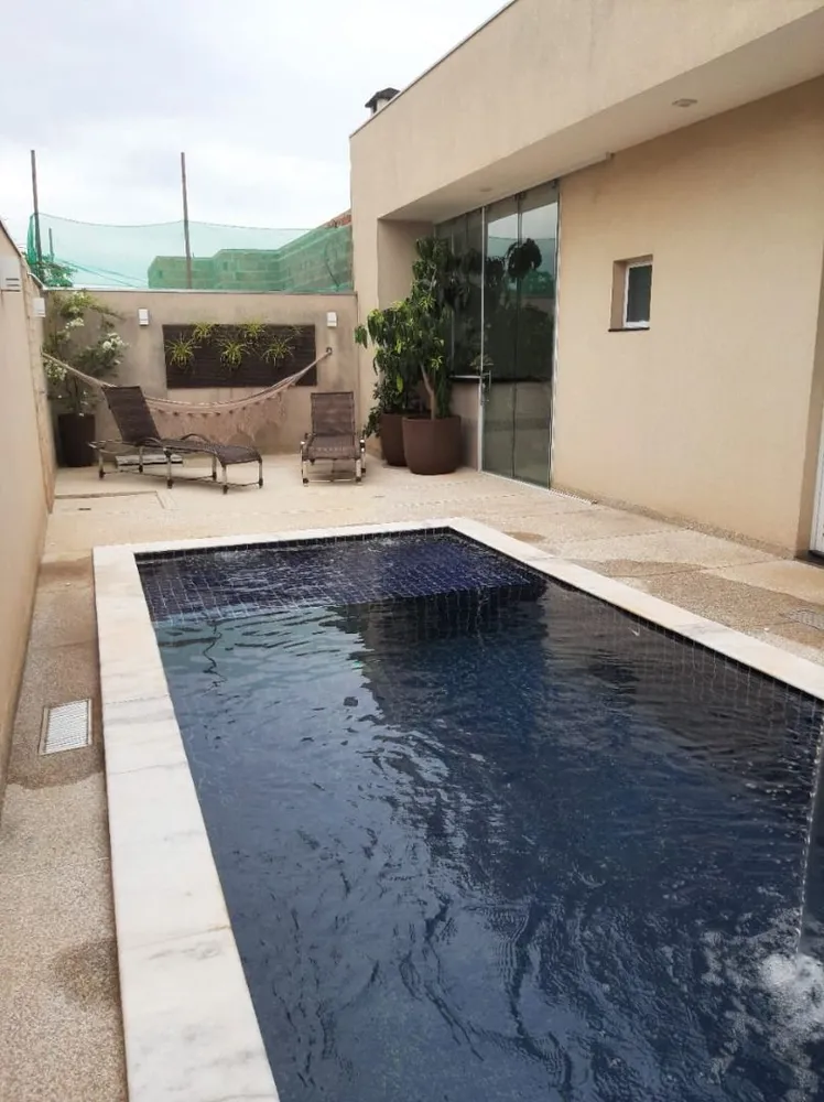 Casa, 3 quartos, 250 m² - Foto 9