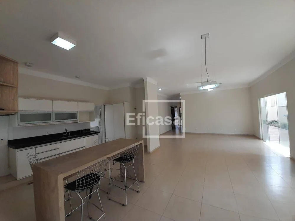 Casa, 2 quartos, 250 m² - Foto 7