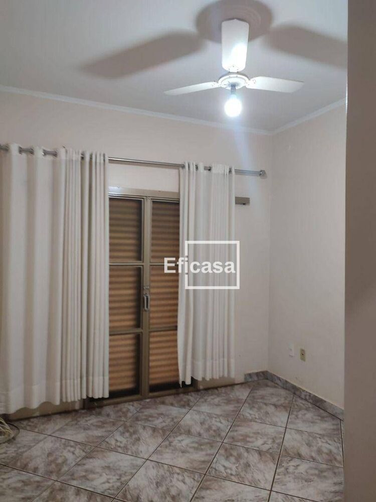 Casa, 3 quartos, 200 m² - Foto 10