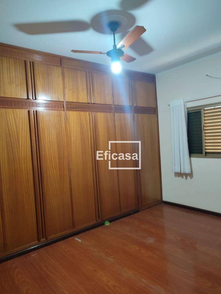 Casa, 3 quartos, 200 m² - Foto 8