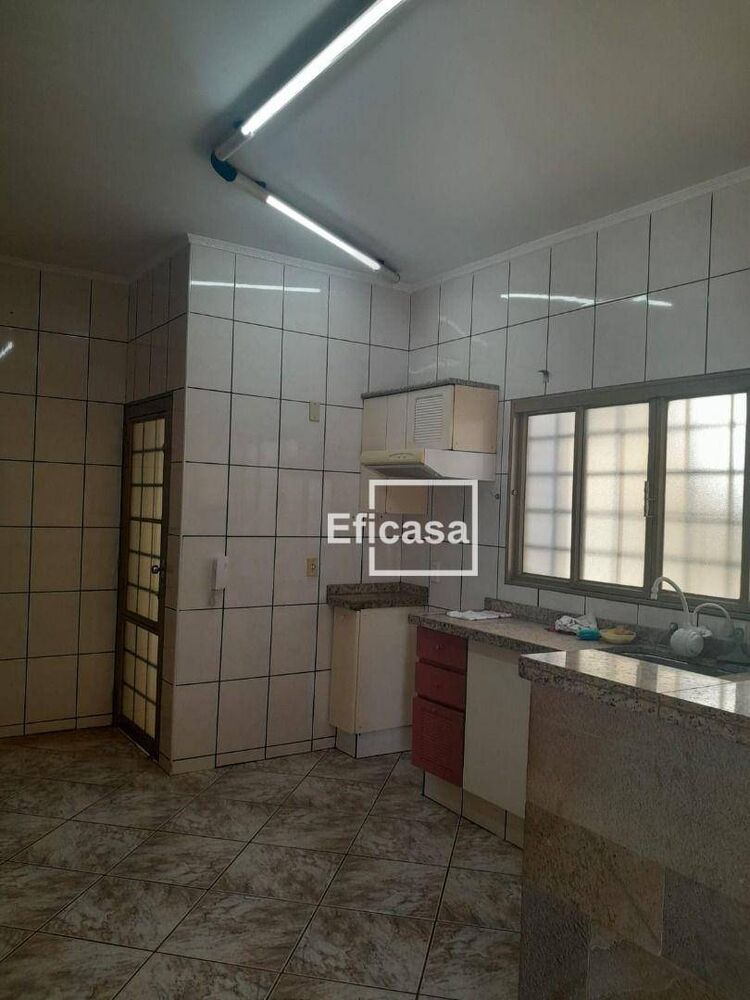 Casa, 3 quartos, 200 m² - Foto 21