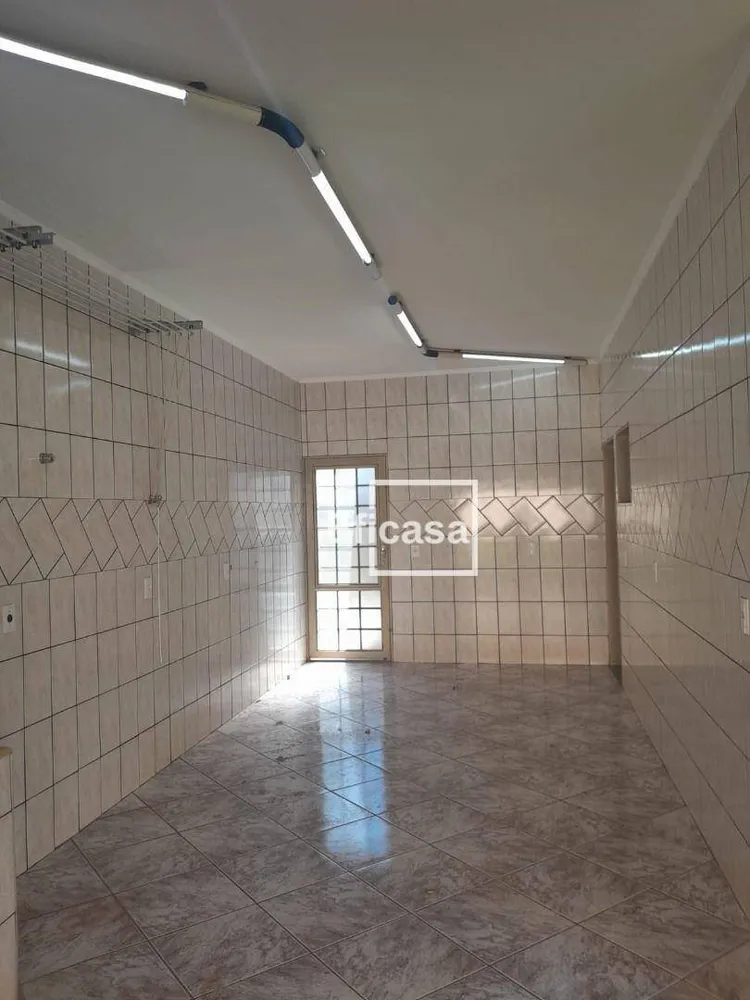 Casa, 3 quartos, 200 m² - Foto 25