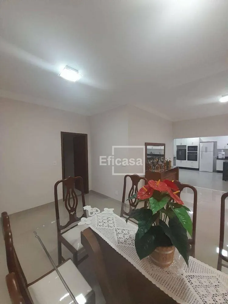 Casa, 3 quartos, 303 m² - Foto 8