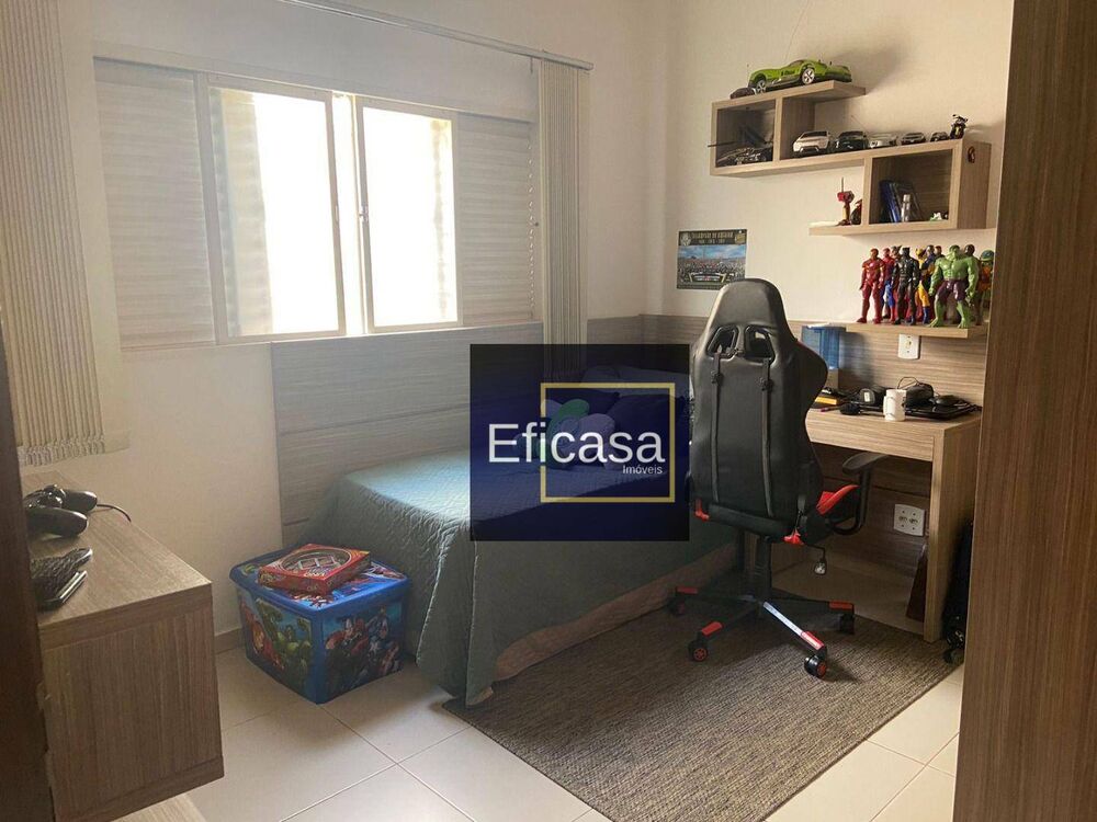 Casa, 3 quartos, 230 m² - Foto 2