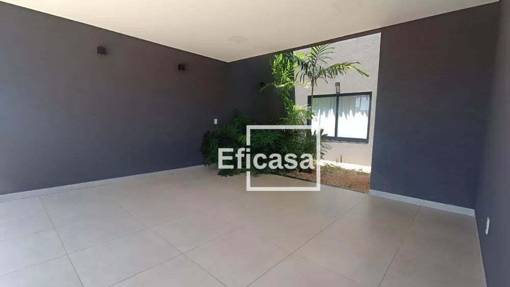 Casa de Condomínio à venda com 3 quartos, 220m² - Foto 3