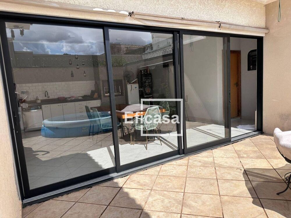 Casa, 3 quartos, 280 m² - Foto 1