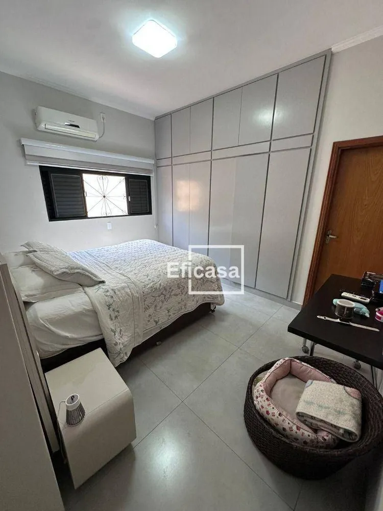 Casa, 3 quartos, 280 m² - Foto 15