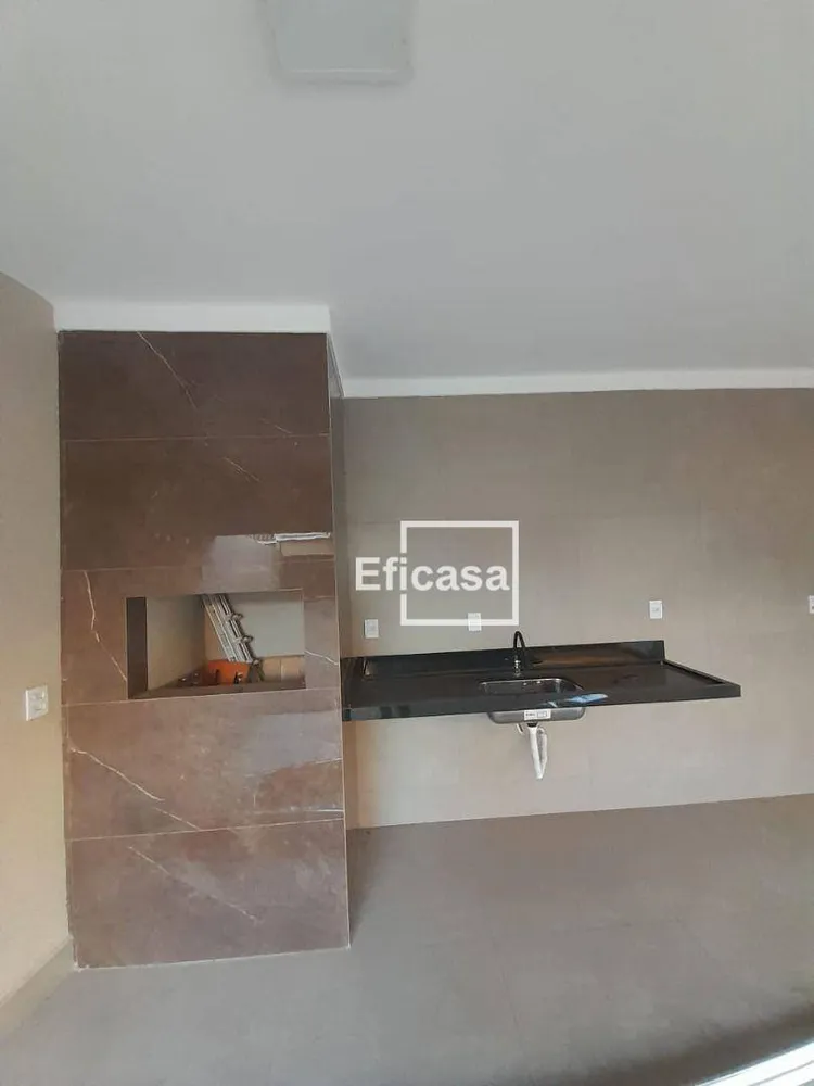 Casa, 3 quartos, 230 m² - Foto 2