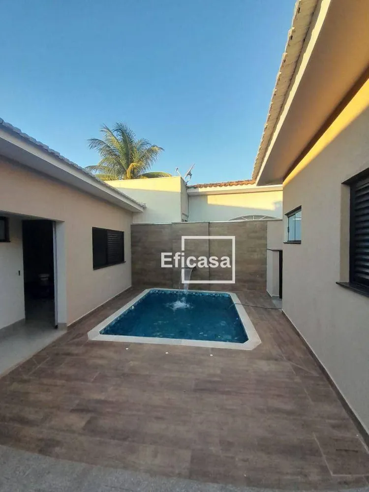 Casa, 3 quartos, 230 m² - Foto 4