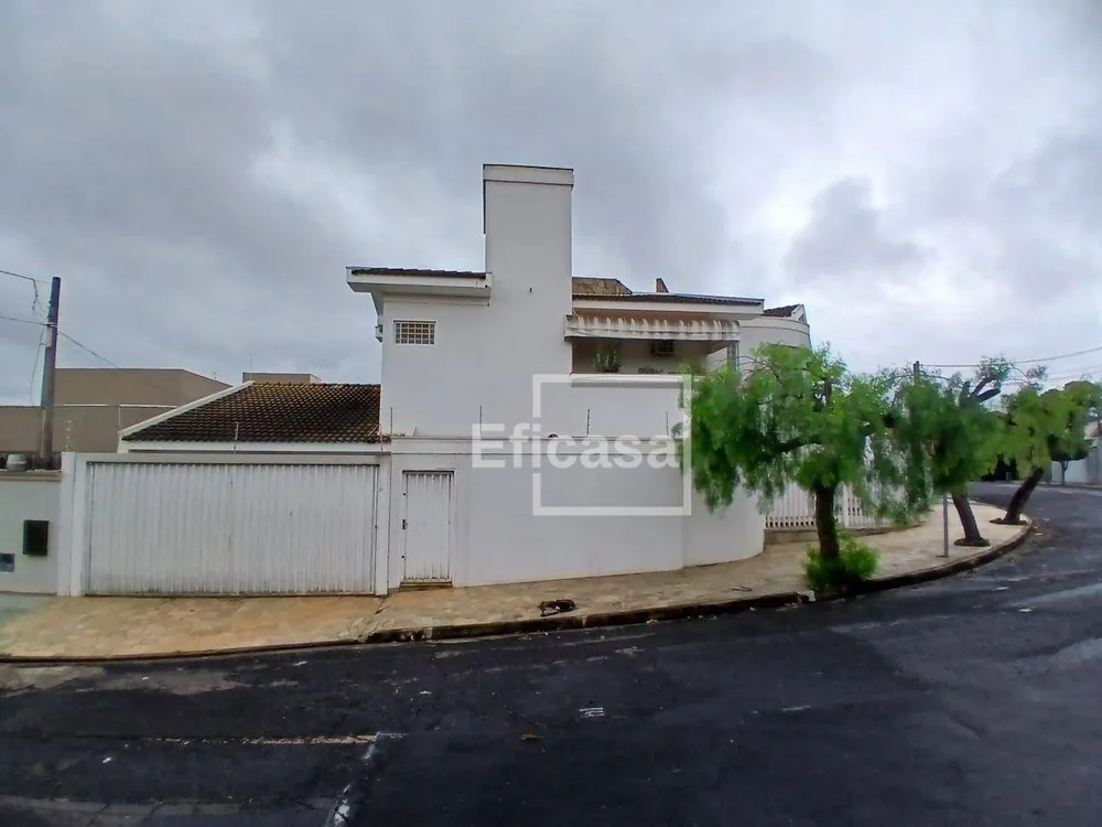 Casa, 3 quartos, 450 m² - Foto 1