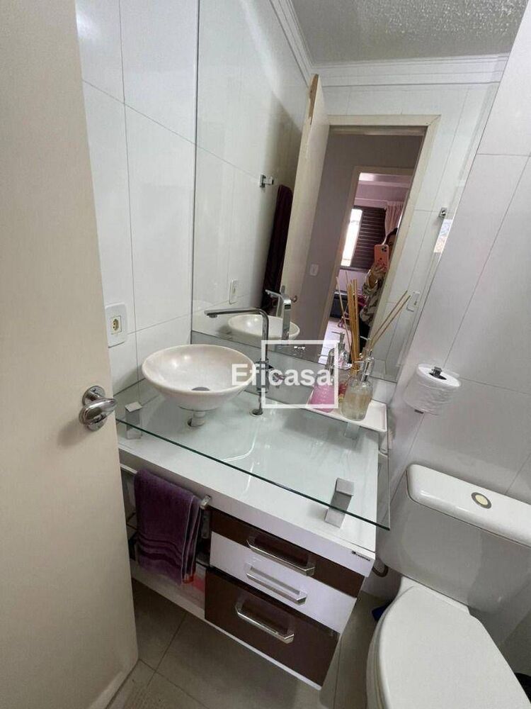 Apartamento à venda com 2 quartos, 64m² - Foto 1