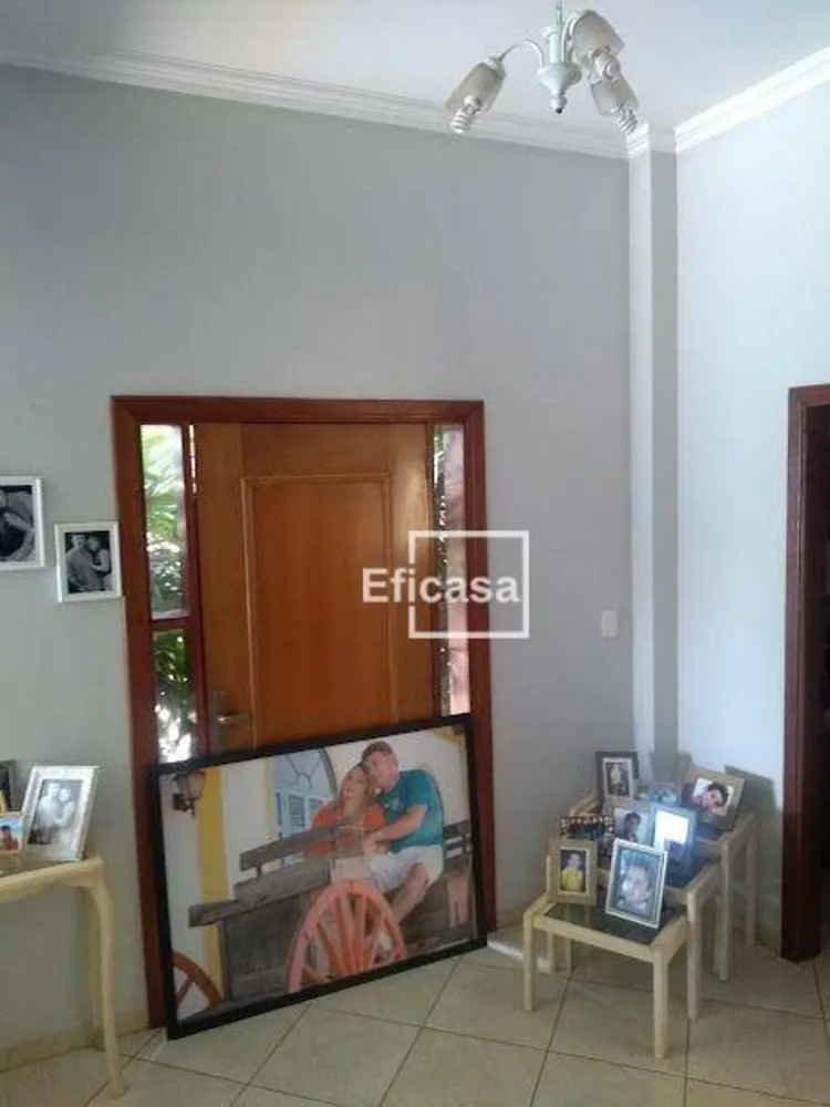 Casa, 3 quartos, 230 m² - Foto 14