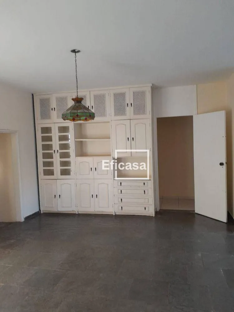 Casa, 3 quartos, 400 m² - Foto 2