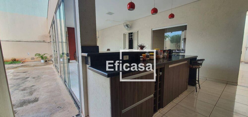 Casa, 3 quartos, 230 m² - Foto 17