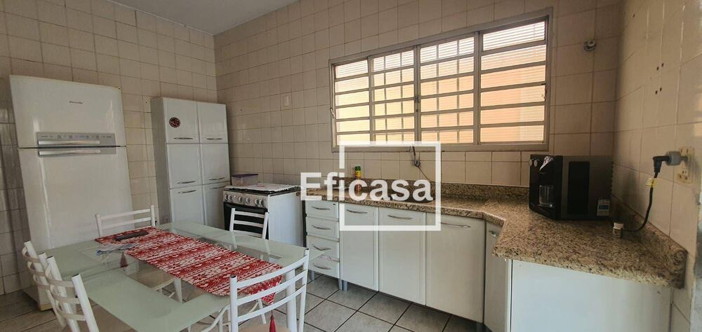 Casa, 3 quartos, 230 m² - Foto 19
