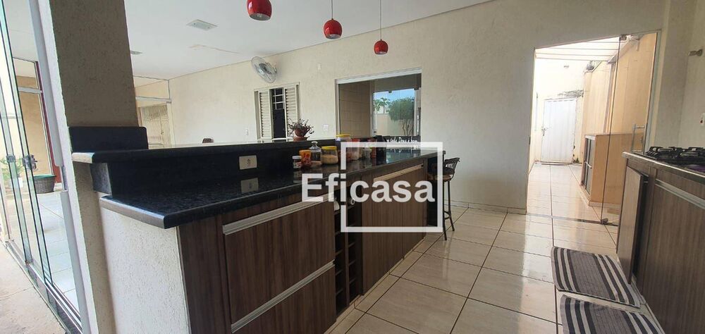 Casa, 3 quartos, 230 m² - Foto 16