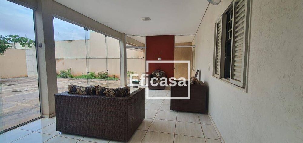 Casa, 3 quartos, 230 m² - Foto 8