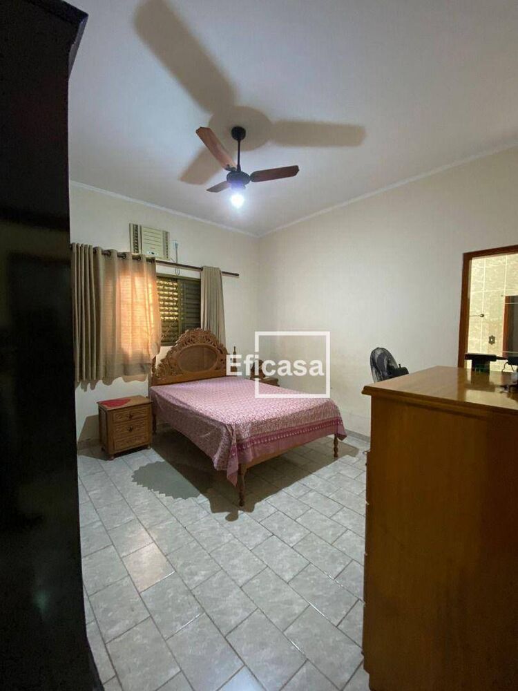 Casa à venda com 3 quartos, 200m² - Foto 6