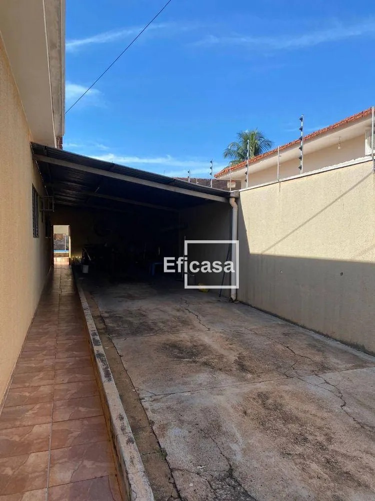 Casa, 3 quartos, 200 m² - Foto 4