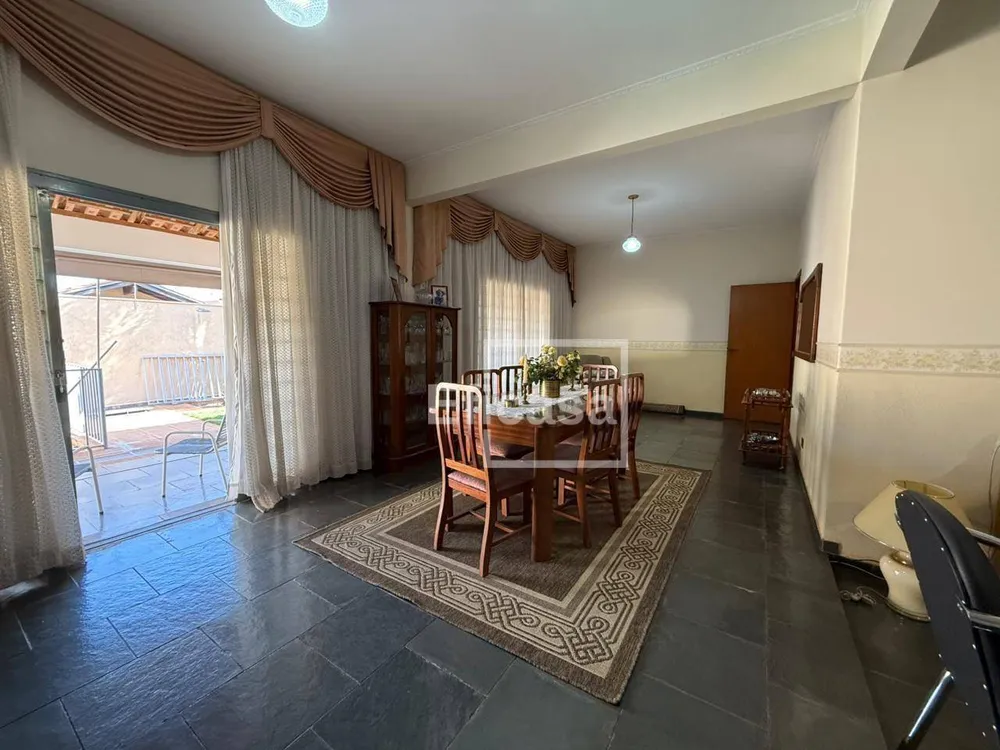 Casa, 3 quartos, 402 m² - Foto 2