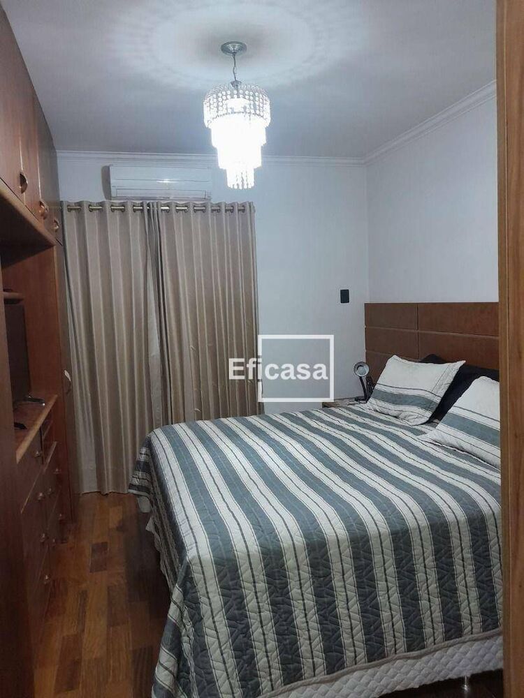 Casa, 3 quartos, 352 m² - Foto 4