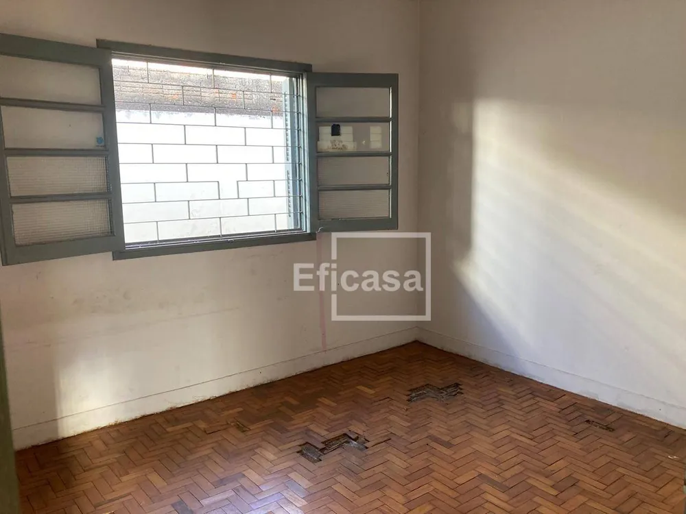 Casa, 3 quartos, 220 m² - Foto 2
