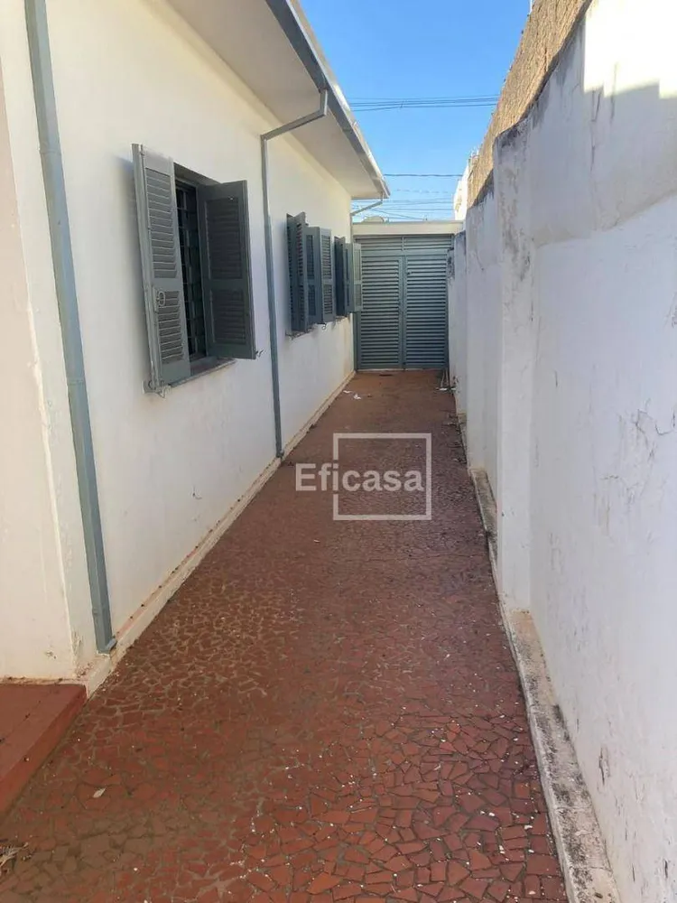 Casa, 3 quartos, 220 m² - Foto 1