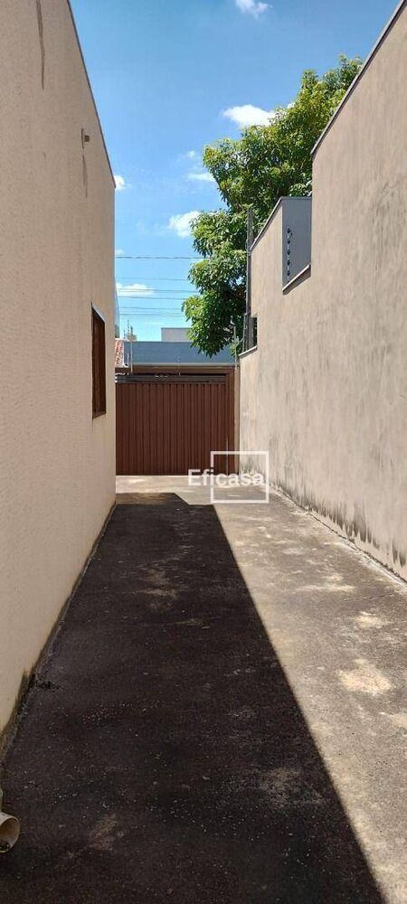 Casa, 3 quartos, 70 m² - Foto 1