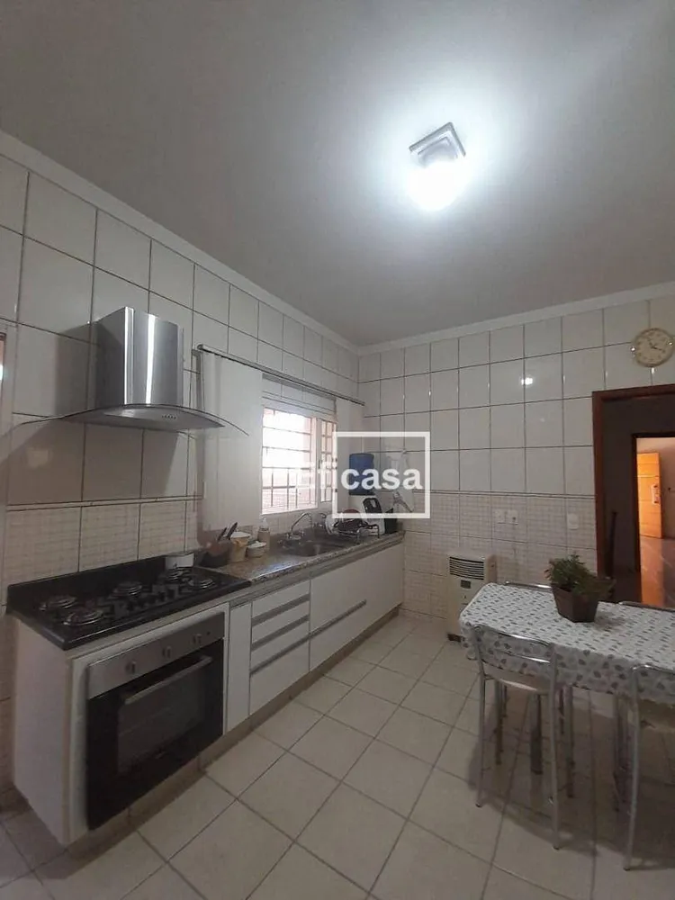Casa, 3 quartos, 294 m² - Foto 7