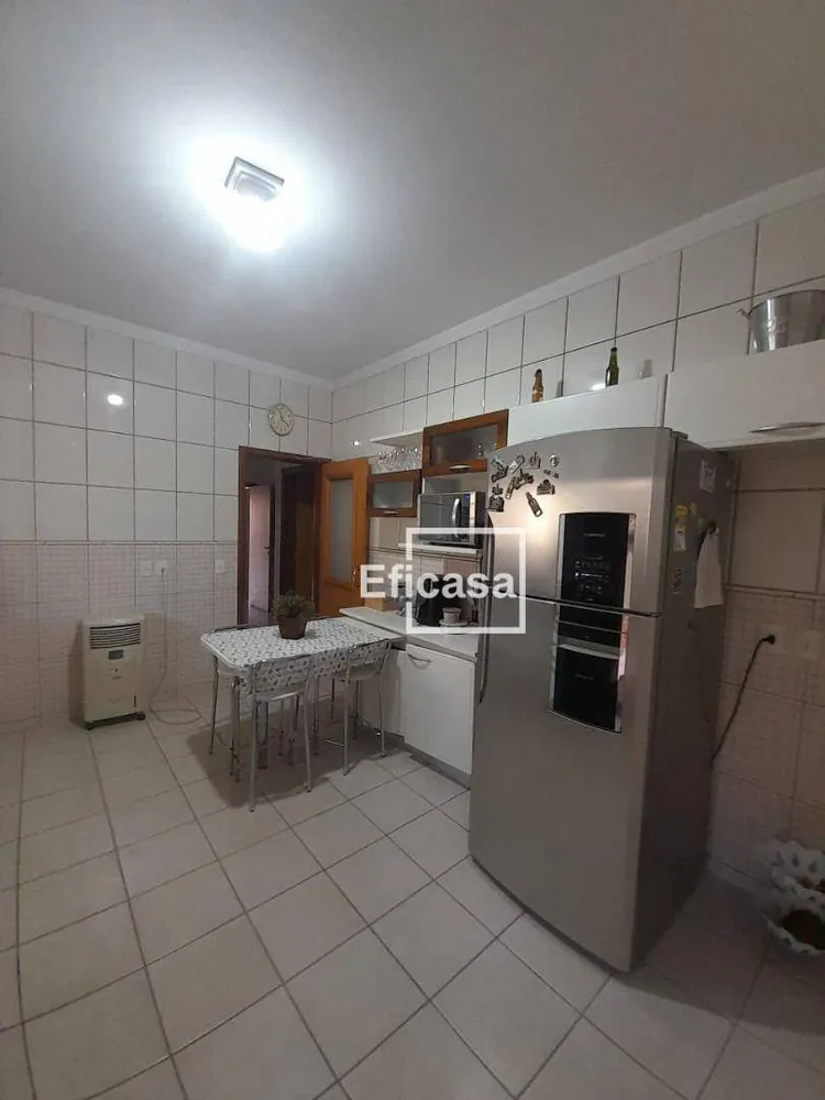 Casa, 3 quartos, 294 m² - Foto 5
