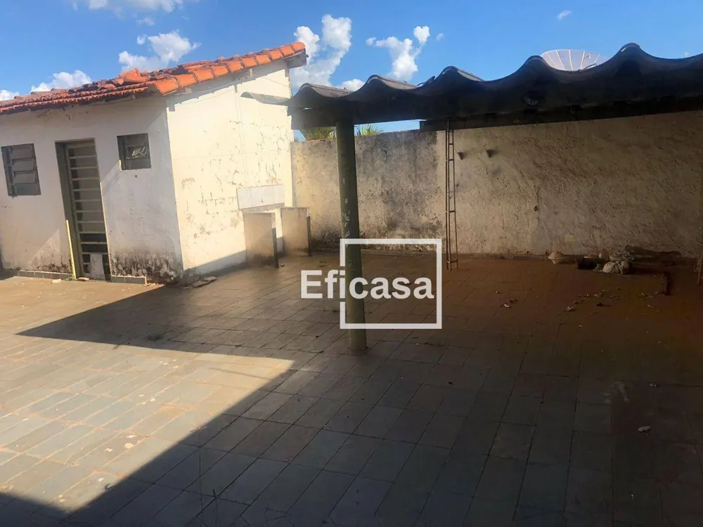 Casa, 3 quartos, 270 m² - Foto 15