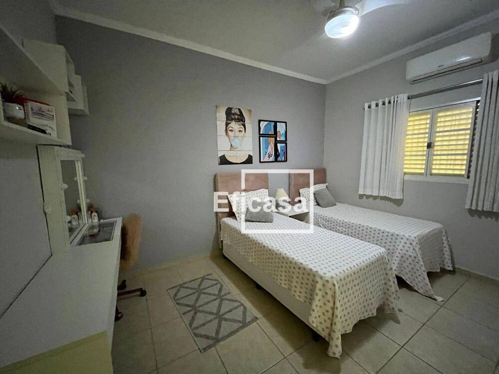 Casa, 3 quartos, 220 m² - Foto 6