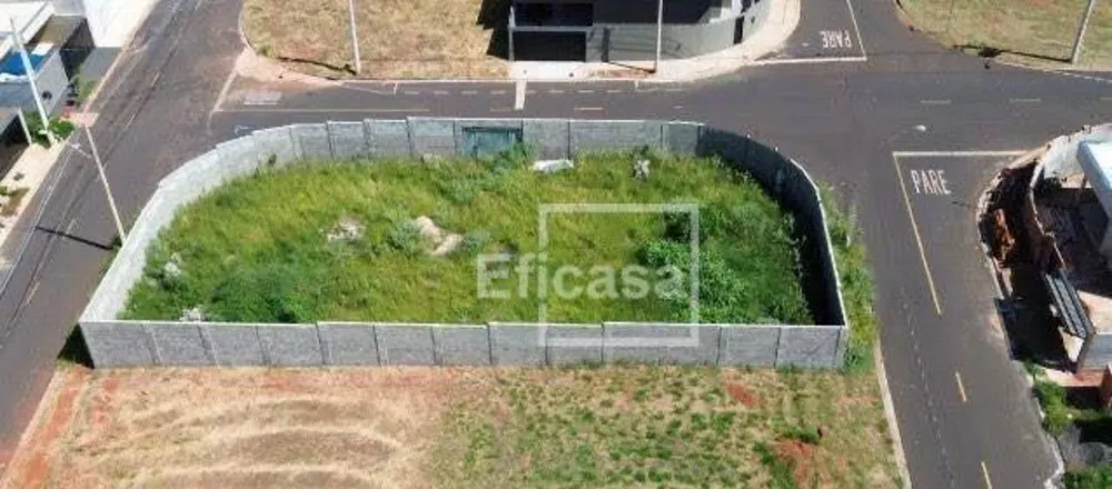 Loteamento e Condomínio, 243 m² - Foto 1