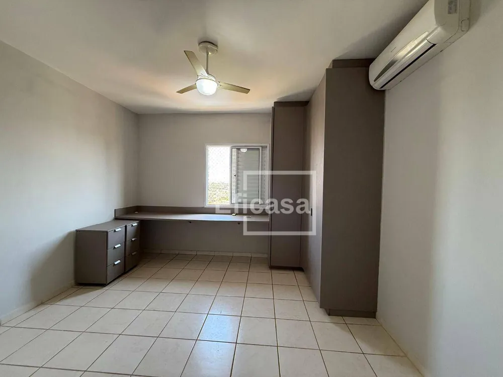 Apartamento, 3 quartos, 140 m² - Foto 2