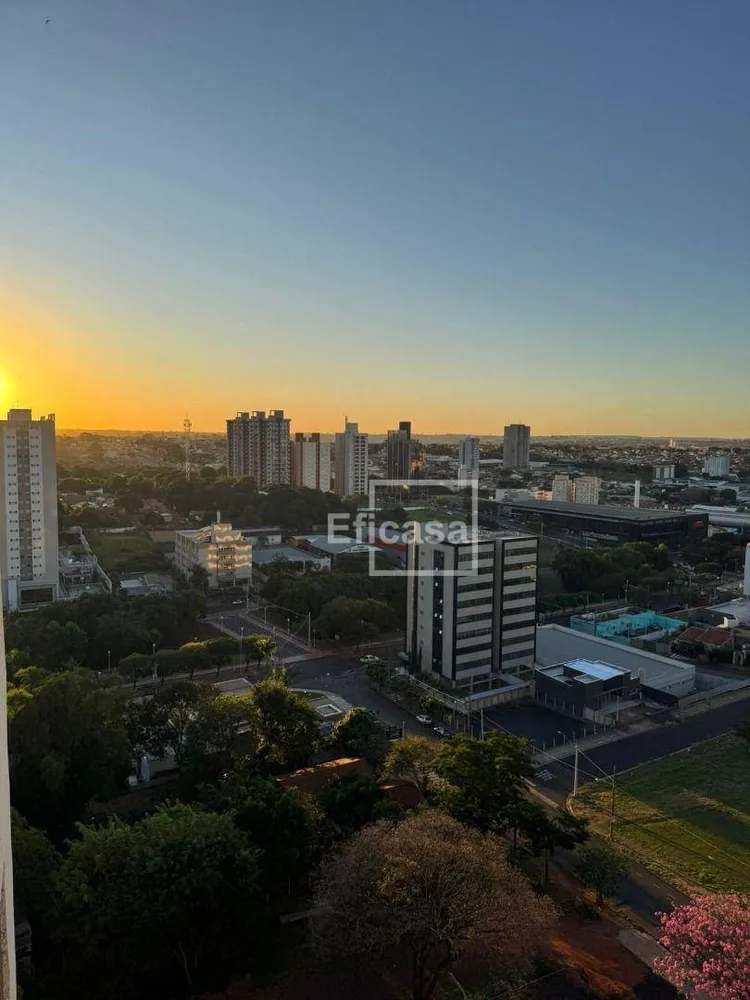 Apartamento, 3 quartos, 140 m² - Foto 2