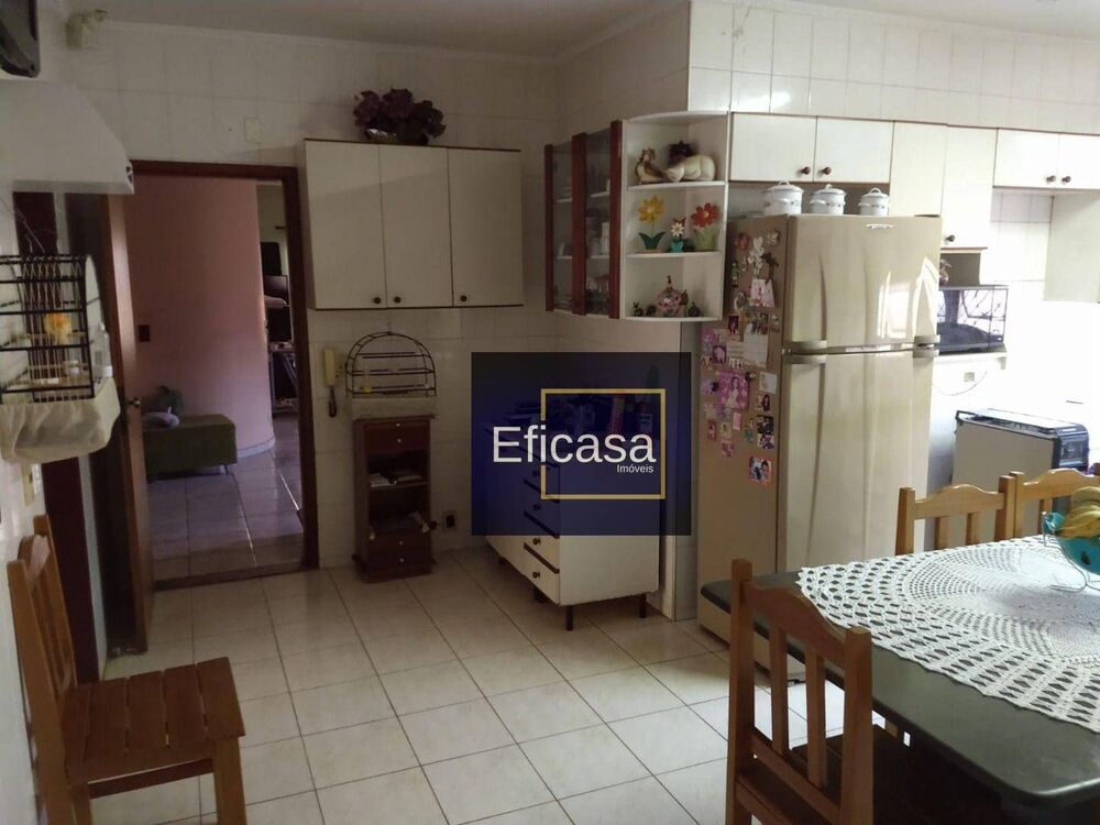 Casa à venda com 3 quartos, 280m² - Foto 14