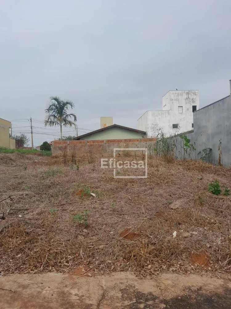 Terreno, 242 m² - Foto 1