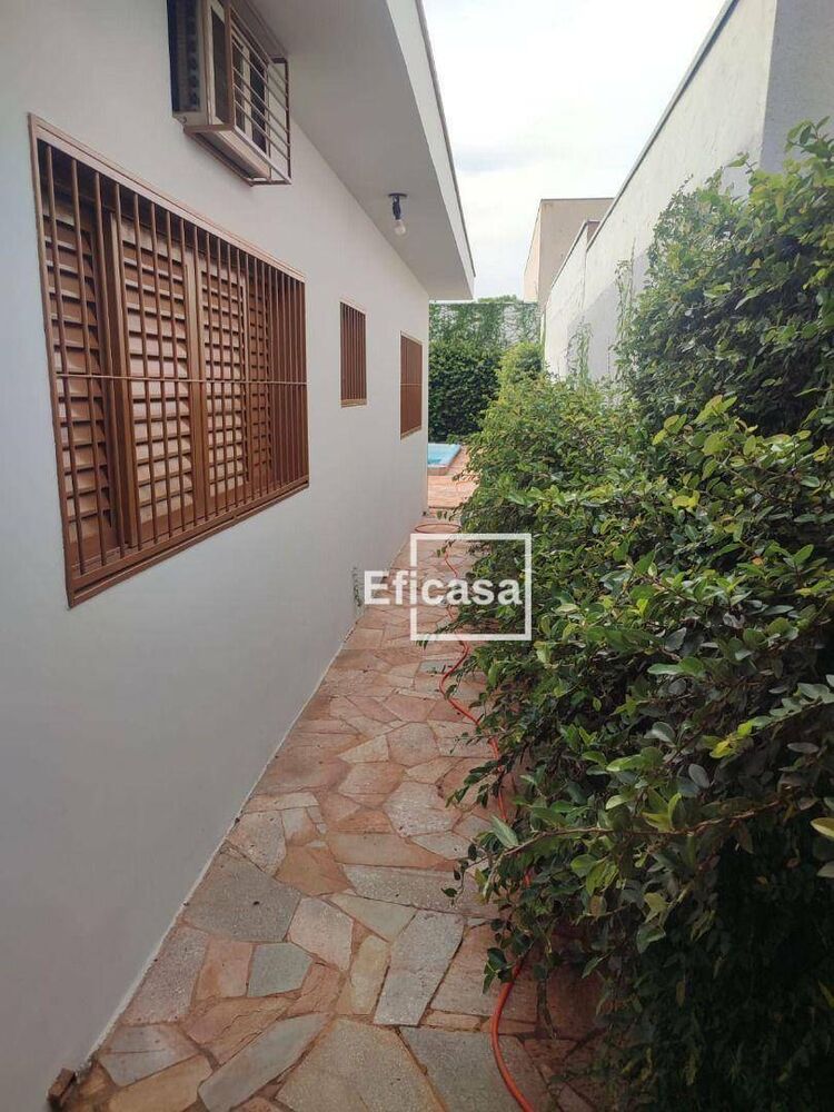 Casa, 3 quartos, 290 m² - Foto 2