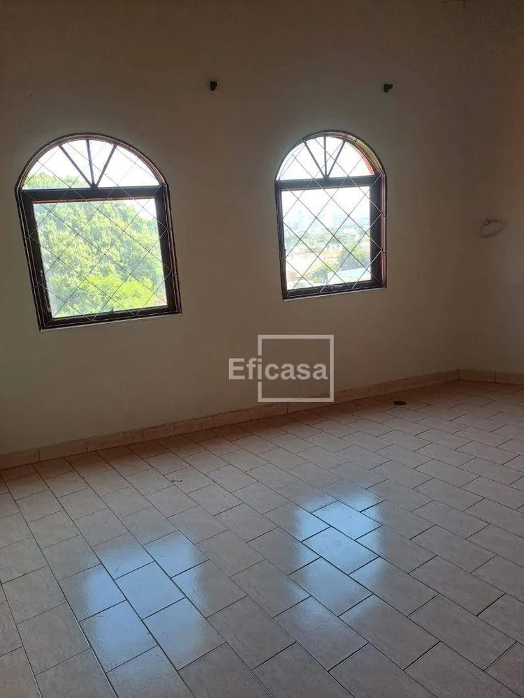 Casa, 3 quartos, 180 m² - Foto 1