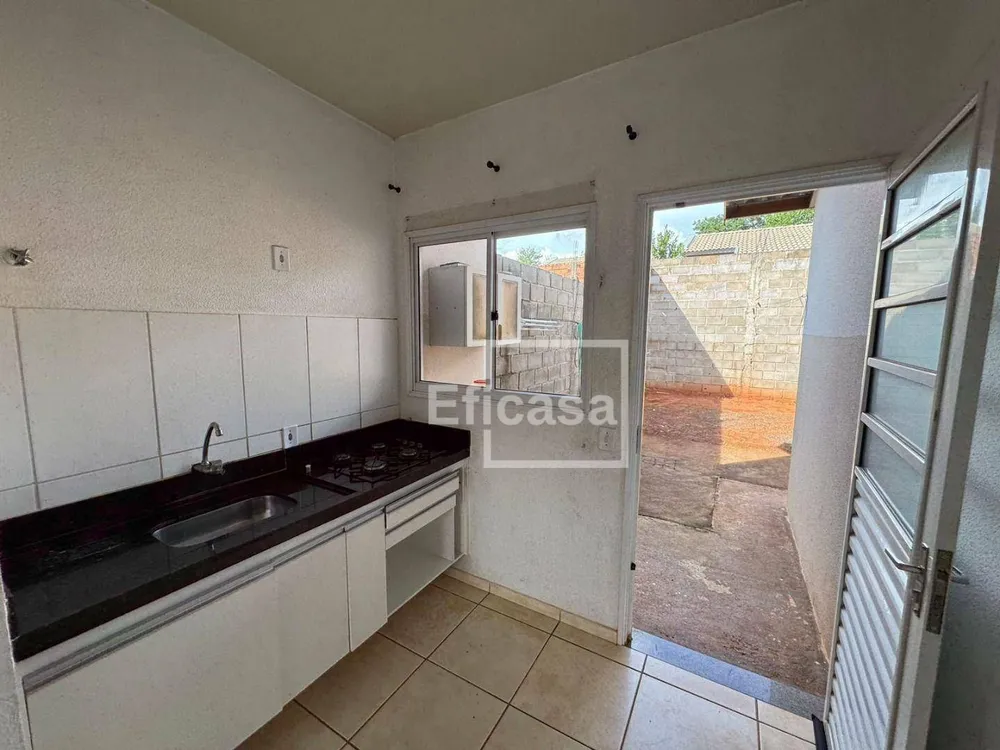 Casa, 2 quartos, 42 m² - Foto 2
