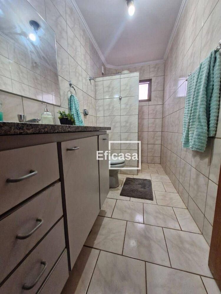 Apartamento, 3 quartos, 100 m² - Foto 1