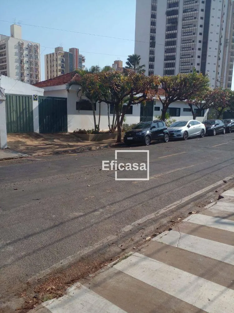 Casa, 3 quartos, 281 m² - Foto 2