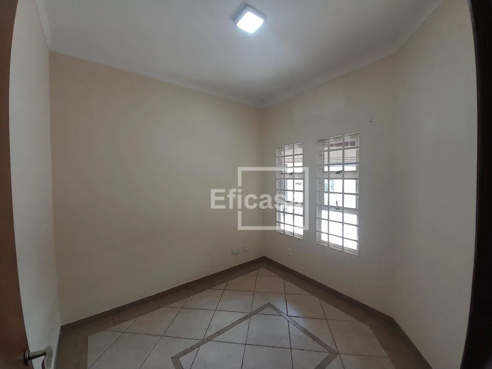 Casa, 2 quartos, 230 m² - Foto 1