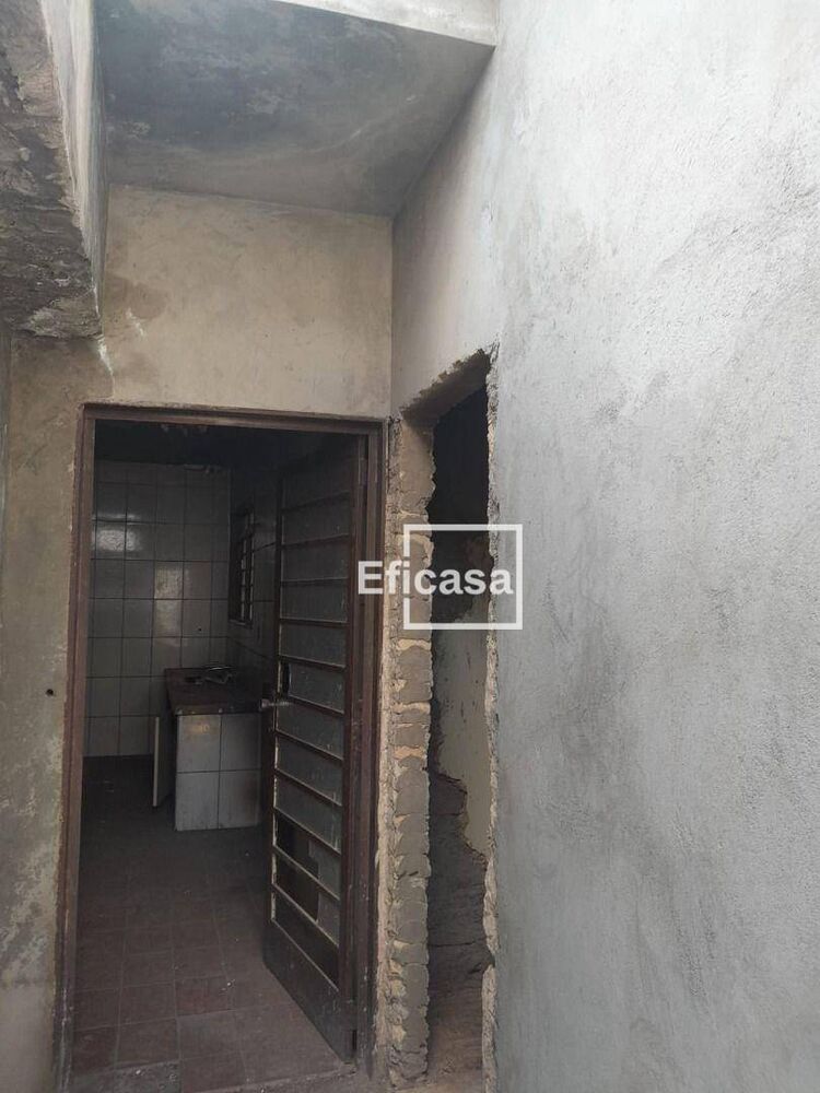Casa, 3 quartos, 194 m² - Foto 1